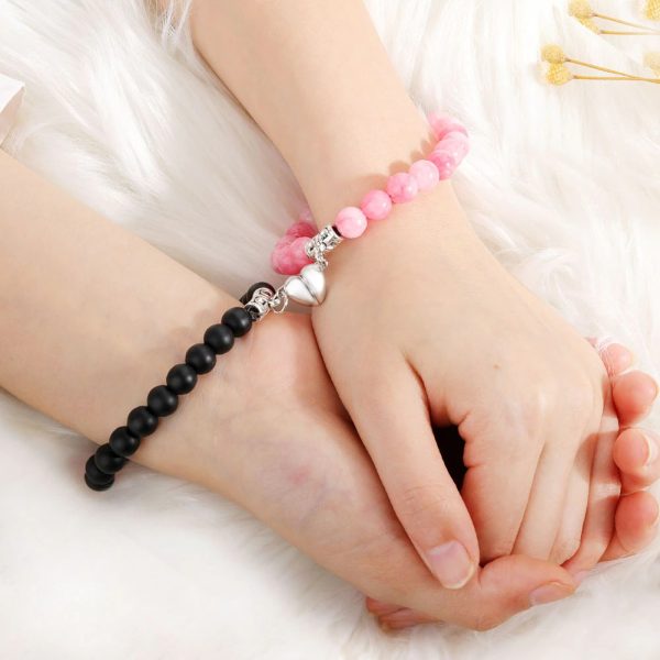 Bracelet amitié magnétique élastique avec perle et forme cœur 1 paire
