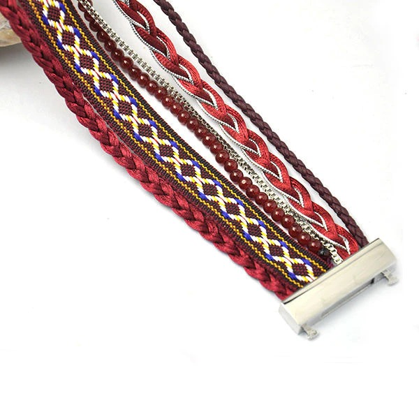 Bracelet indien multirangs avec perles et fermoir magnétique bordeaux