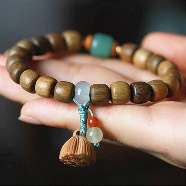 Bracelet tibétain en perles de bois de santal
