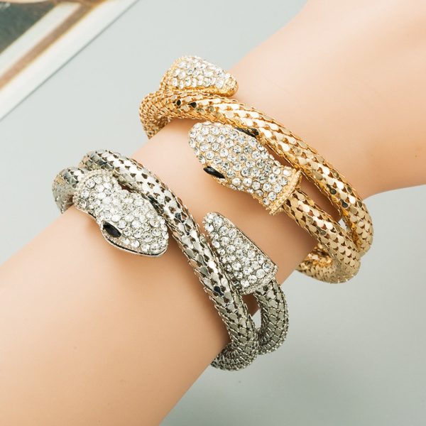 Bracelet serpent spirale en métal et strass