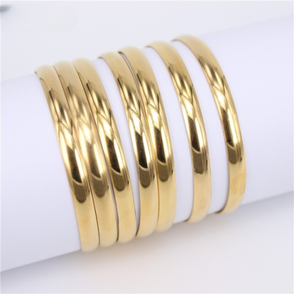 Bracelet semainier anneaux en acier inoxydable or