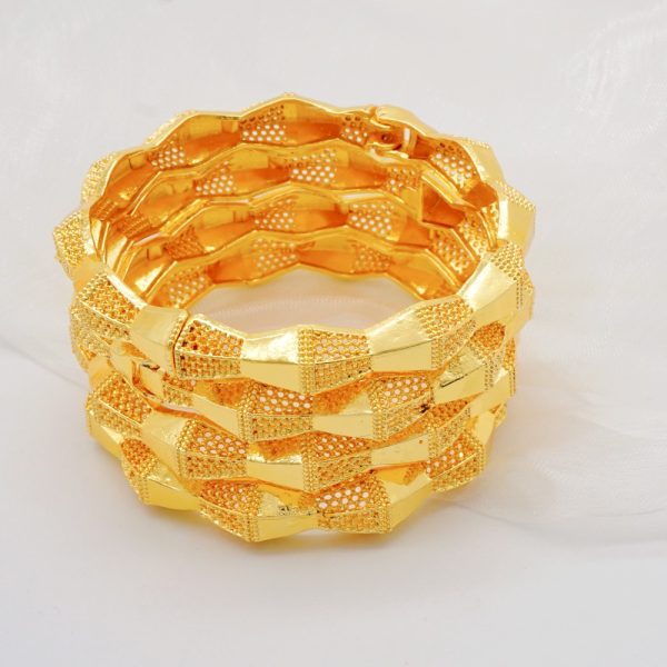 Bracelet africain géométrique doré