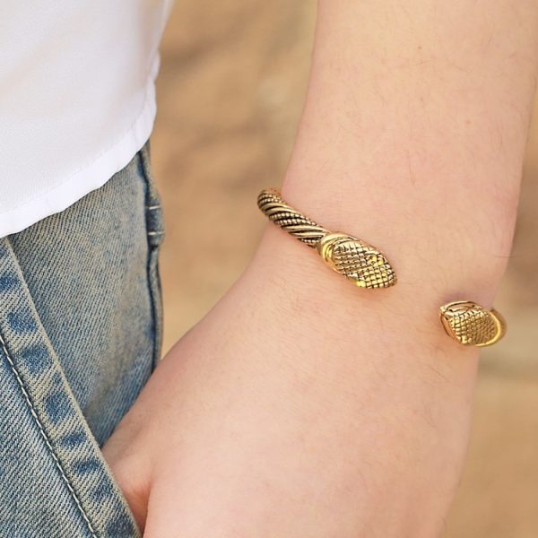 Bracelet serpent ouvert en métal ajustable doré