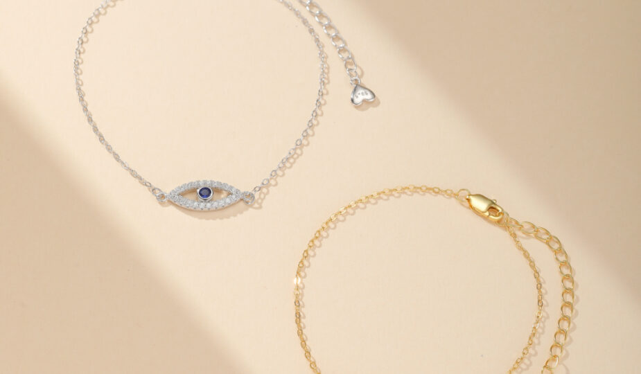 découvrez notre bracelet cordon tressé avec un pendentif mauvais œil doré, symbole de protection et d'élégance, parfait pour apporter chance et style à votre poignet.